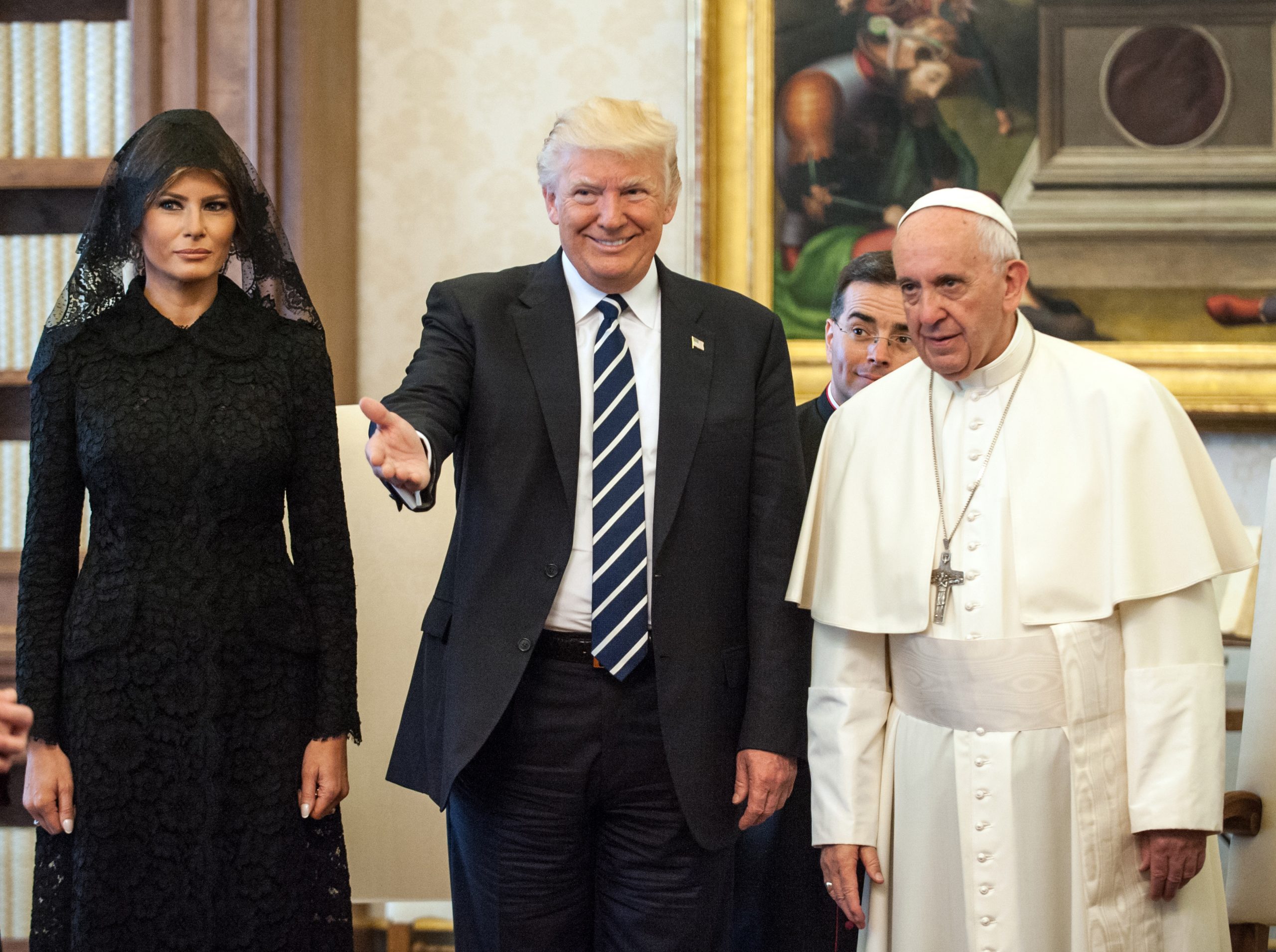 Pope Francis meets the President Donald Trump and his wife in the Private Library of the Apostolic Palace in the Vatican City, on May 24th 2017 | Source: Getty Images